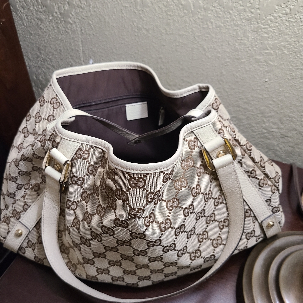 Pre-owned Gucci